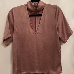 Mauve Theory short sleeve blouse with choker neck